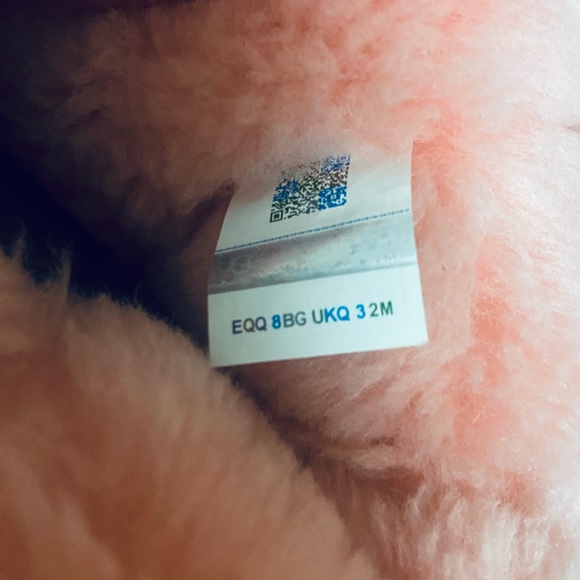 Ugg Short Boots Sz10 Women’s Salmon Color w/ Satin Bows - Picture 6 of 6